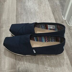Toms Blue Loafers Slip-Ons with Elastic V-Insert